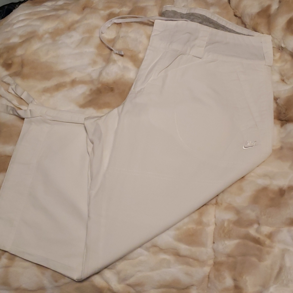 Nike casual capri pant